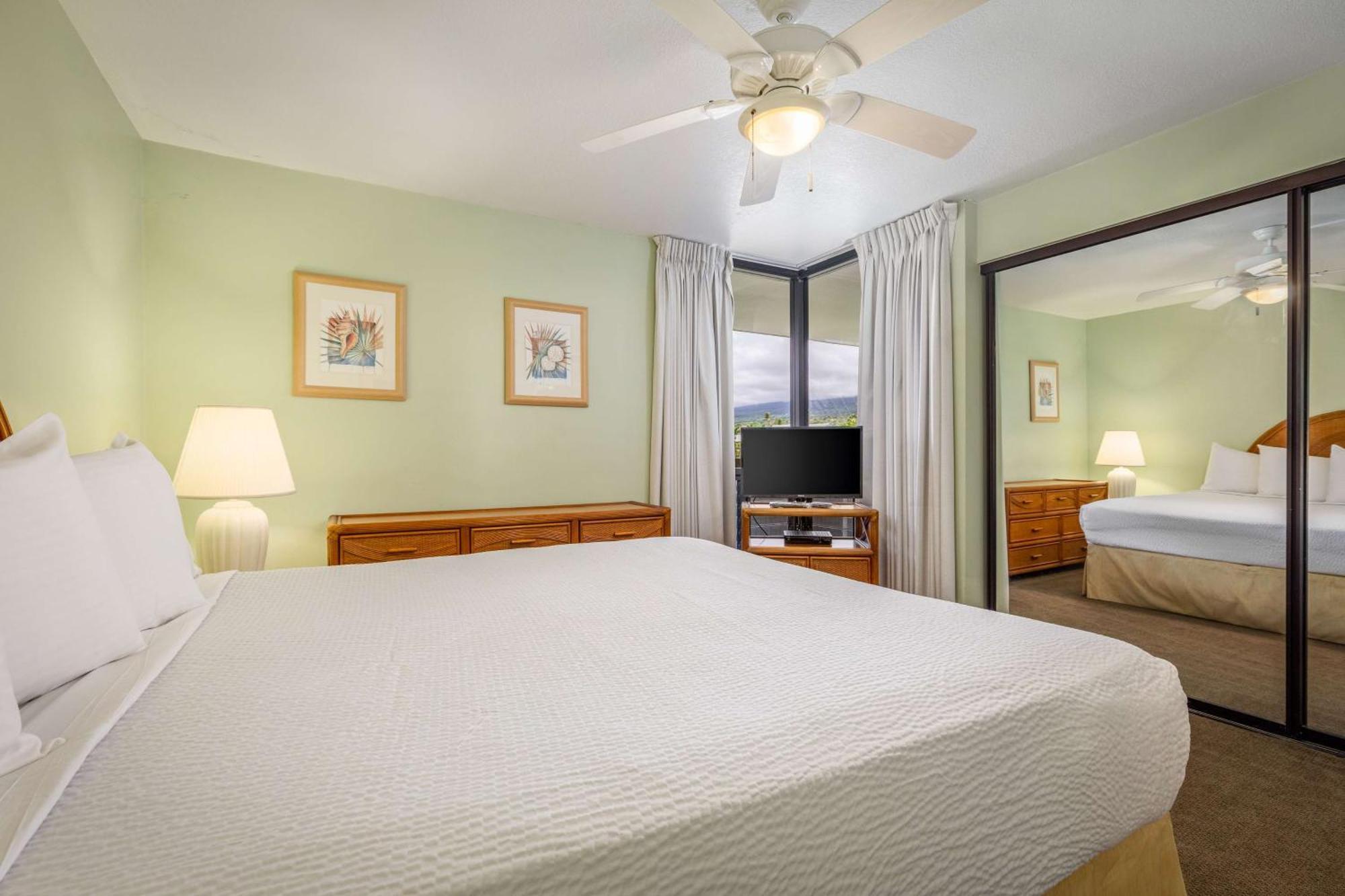 One-Bedroom Suite Partial Ocean View