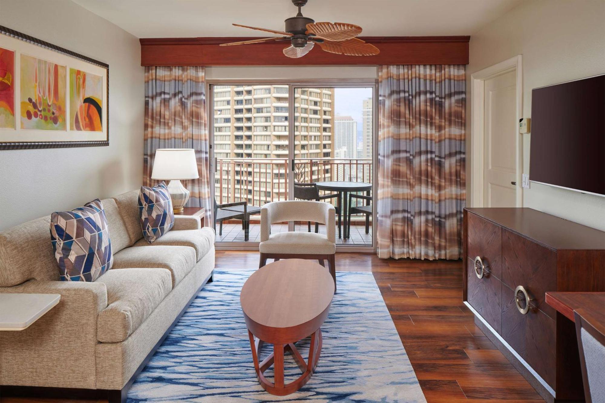 One-Bedroom Suite City View