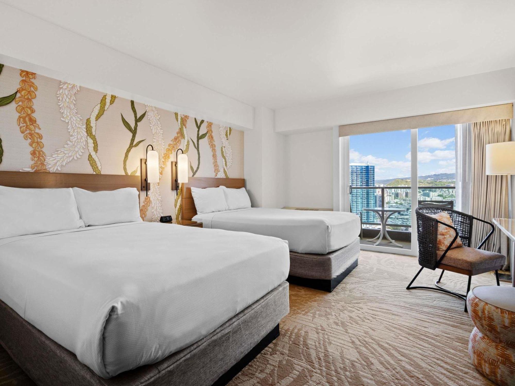 Waikiki Tower Room City or Mountain View